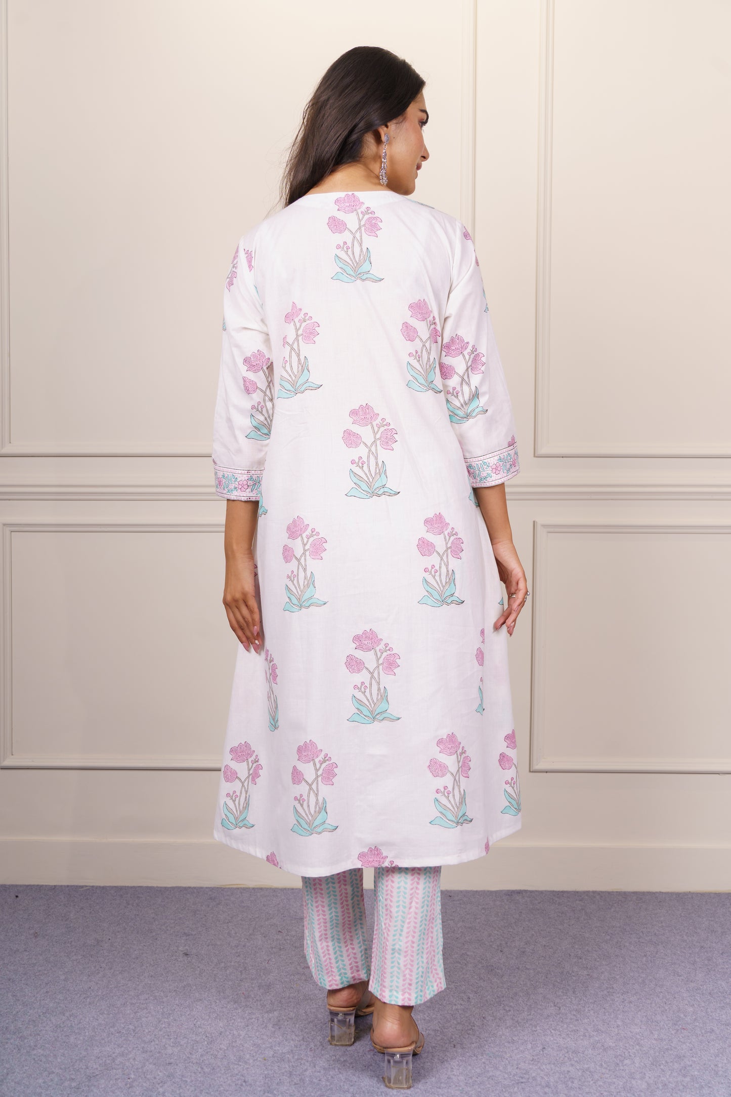 White Floral Kurta Dupatta Set-KS817