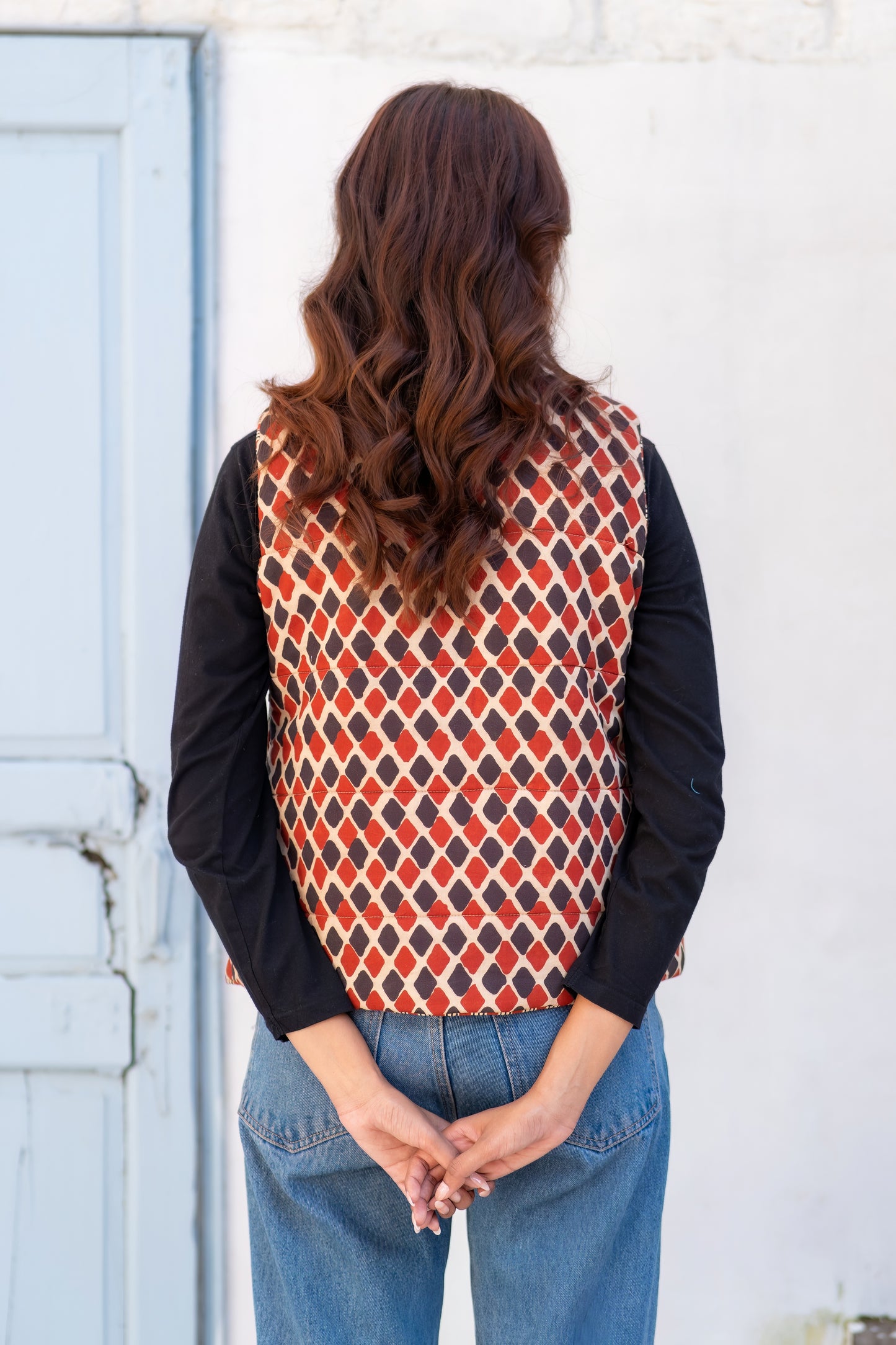 Geometric Reversible Quilted Sleeveless Jacket-NVQJ628