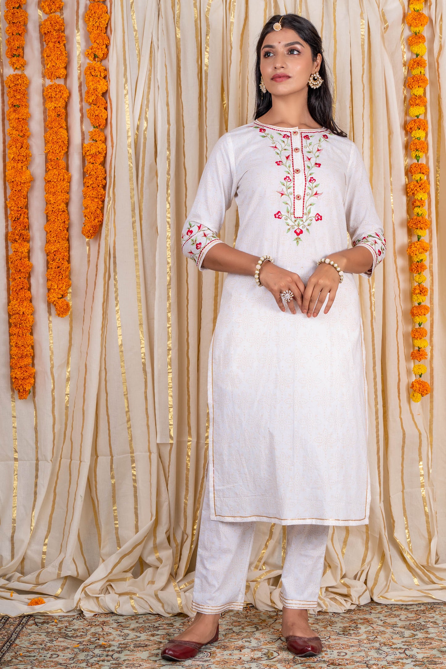Off White Embroidered Kurta -KS278