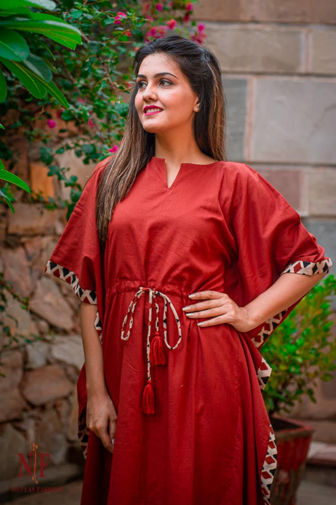 PLAIN RED MULMUL KAFTAN DRESS-NVK47