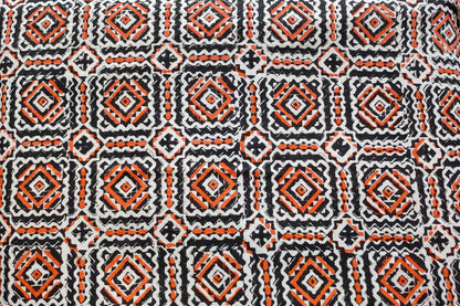 BLOCK PRINTED COTTON FABRIC-PCF124(0.5 Mtr)