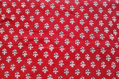 BLOCK PRINTED COTTON FABRIC-PCF127(0.5 Mtr)