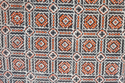 BLOCK PRINTED COTTON FABRIC-PCF353(0.5 MTR)