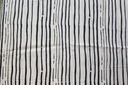 BLOCK PRINTED COTTON FABRIC-PCF362(1 MTR)
