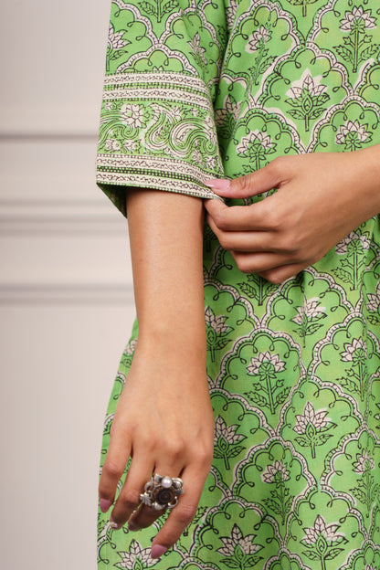 Green Mughal Motif Kurta Set-KS853