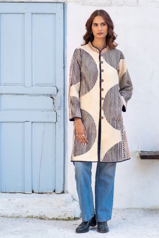 Black Beige Reversible Quilted Coat-NVQJ642