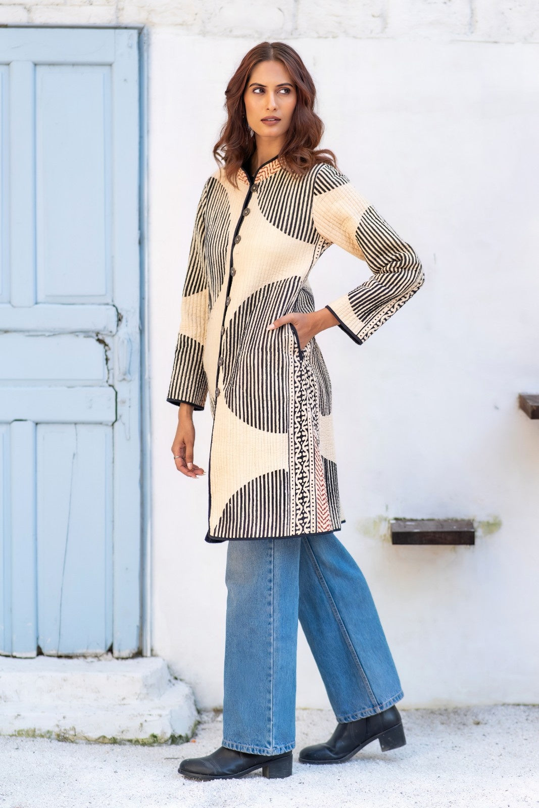 Black Beige Reversible Quilted Coat-NVQJ642