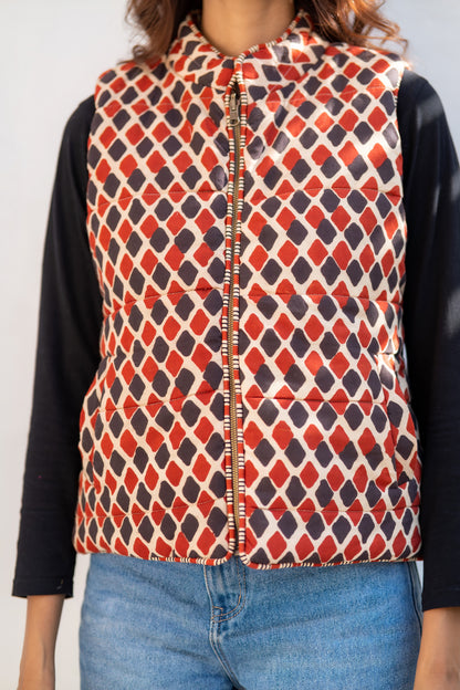 Geometric Reversible Quilted Sleeveless Jacket-NVQJ628