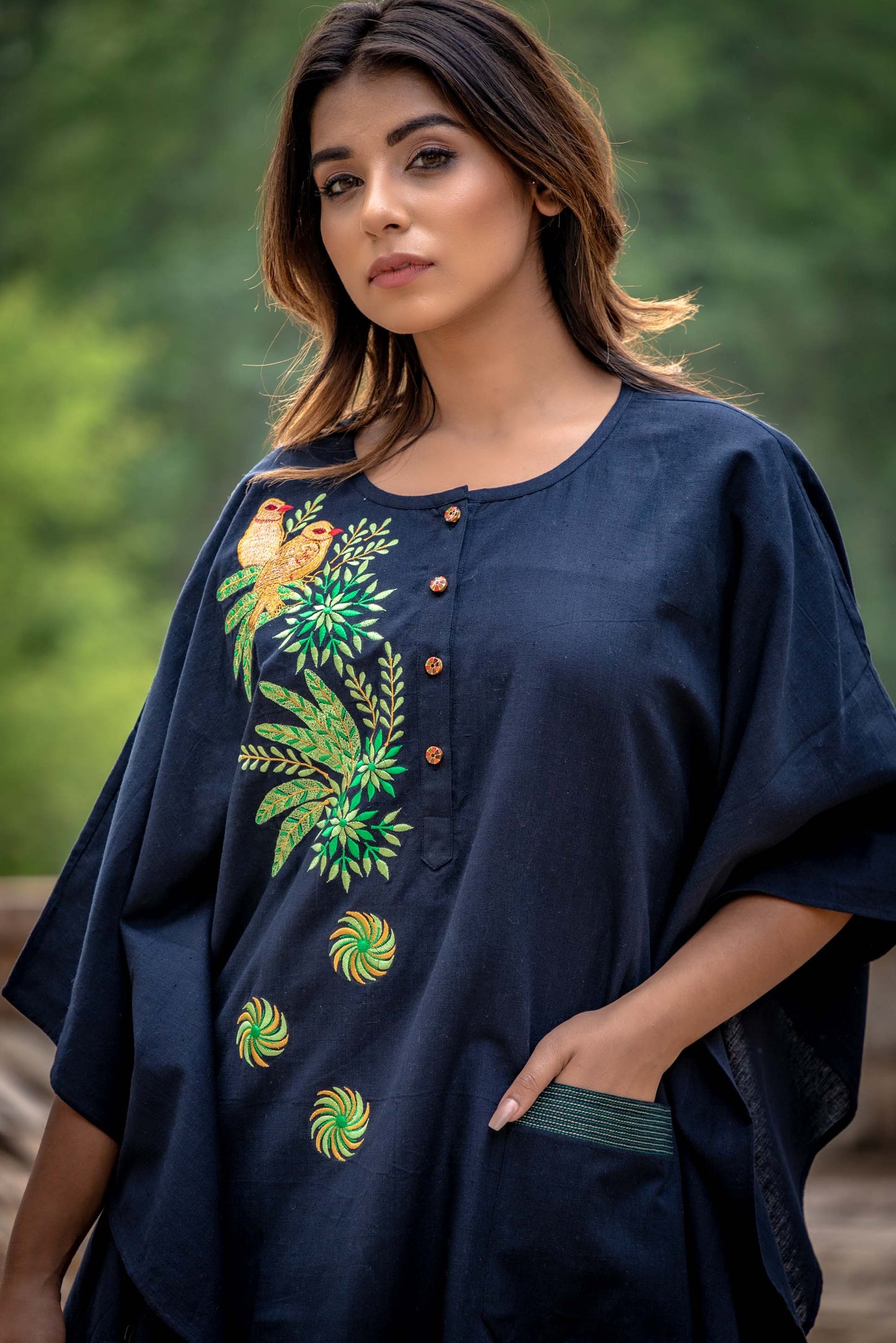 BLACK EMBROIDERED KHARI COTTON KAFTAN-NVK256