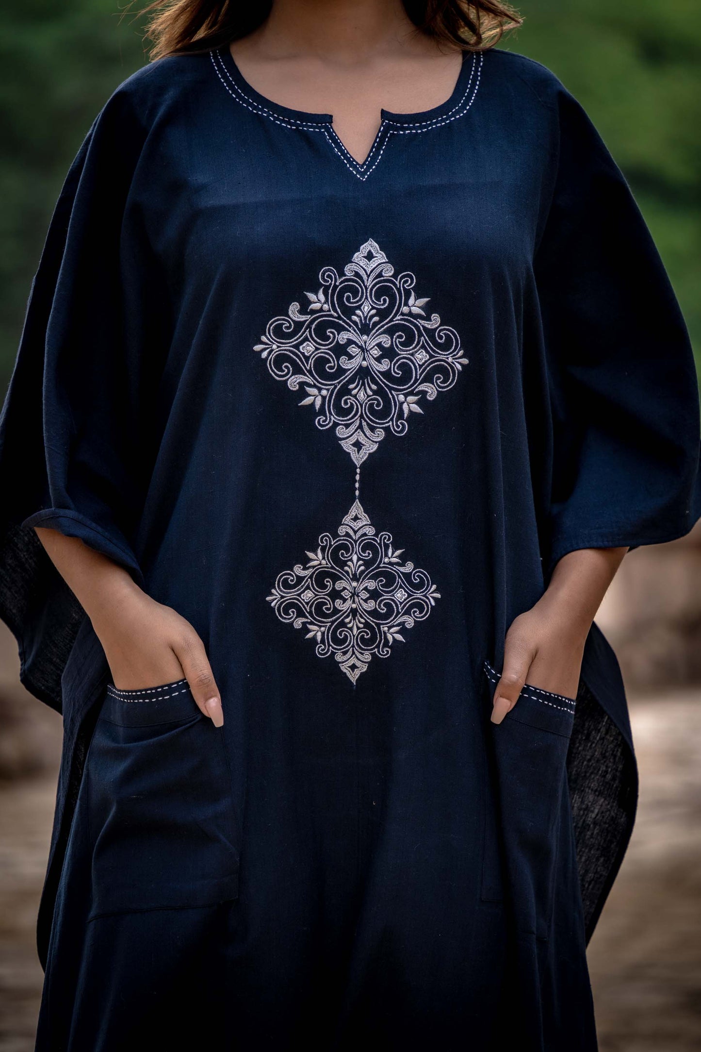 BLACK EMBROIDERED KHARI COTTON KAFTAN-NVK259