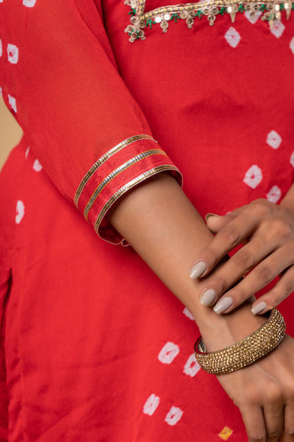 RED BANDHEJ KURTA DUPATTA SET-KS444