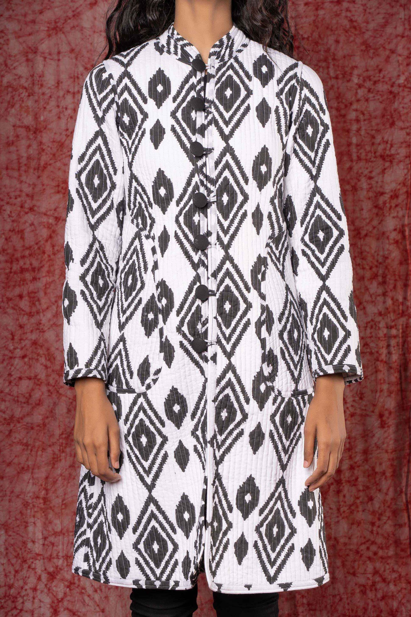 Black White Block Printed Applique Reversible Quilted Coat-NVQJ416