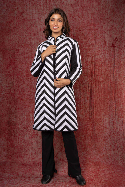 Black White Quilted Applique Coat-NVQJ409