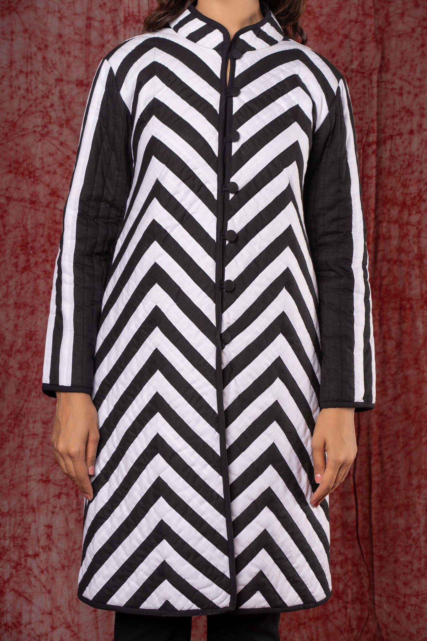 Black White Quilted Applique Coat-NVQJ409