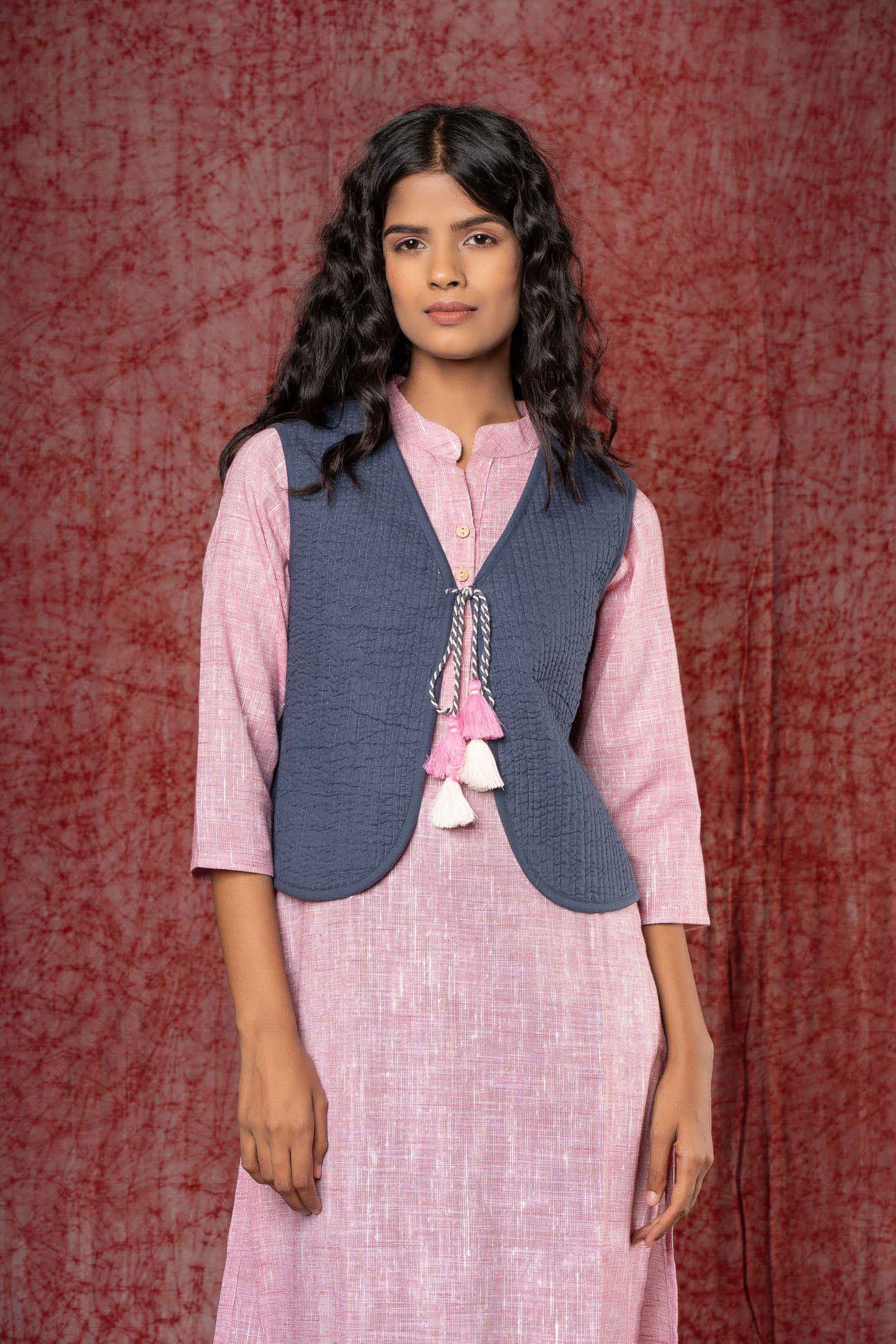 Pink Quilted Reversible Sleeveless Short Jacket-NVQJ398