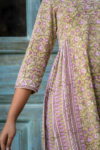 PASTEL GREEN GATHER KURTA -KS574