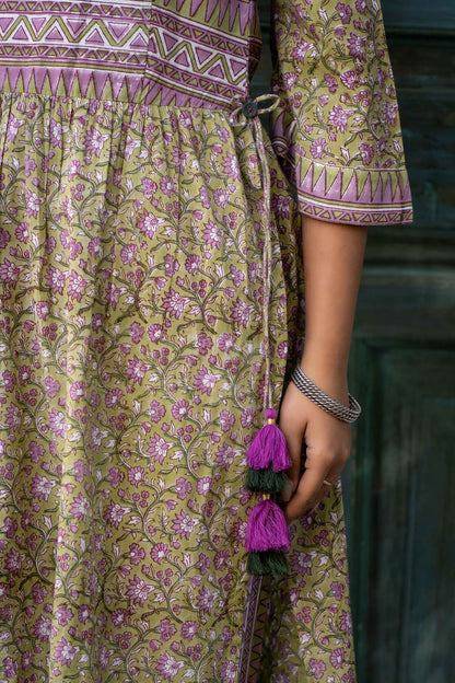 GREEN FLAIRED SLEEVES KURTA-KS577