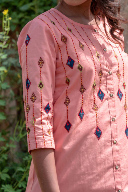 PEACH EMBROIDERED TOP-NVT01