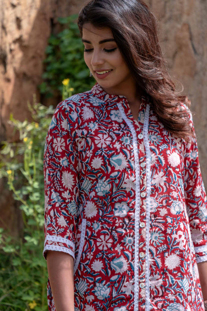 RED FLORAL BLOCK PRINT LACE TOP-NVT31