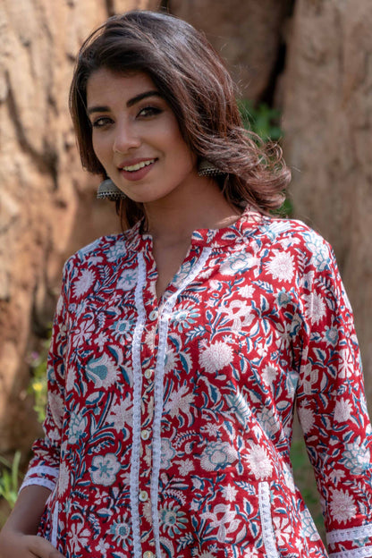 RED FLORAL BLOCK PRINT LACE TOP-NVT31