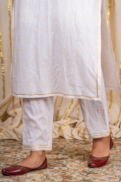 Off White Embroidered Kurta Pant Set-KS207