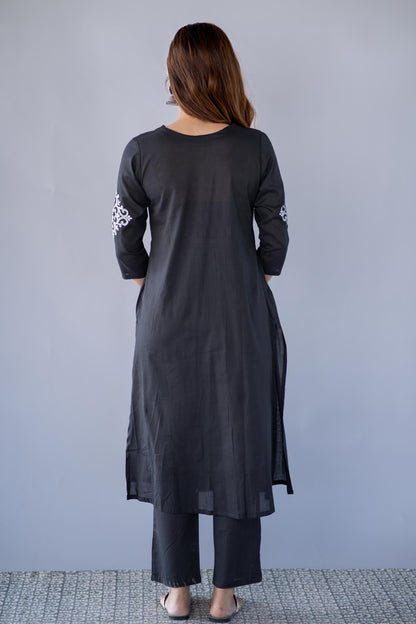 BLACK EMBROIDERED KURTA PANT SET-NVKS731
