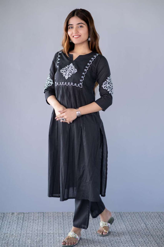 BLACK EMBROIDERED KURTA PANT SET-NVKS731