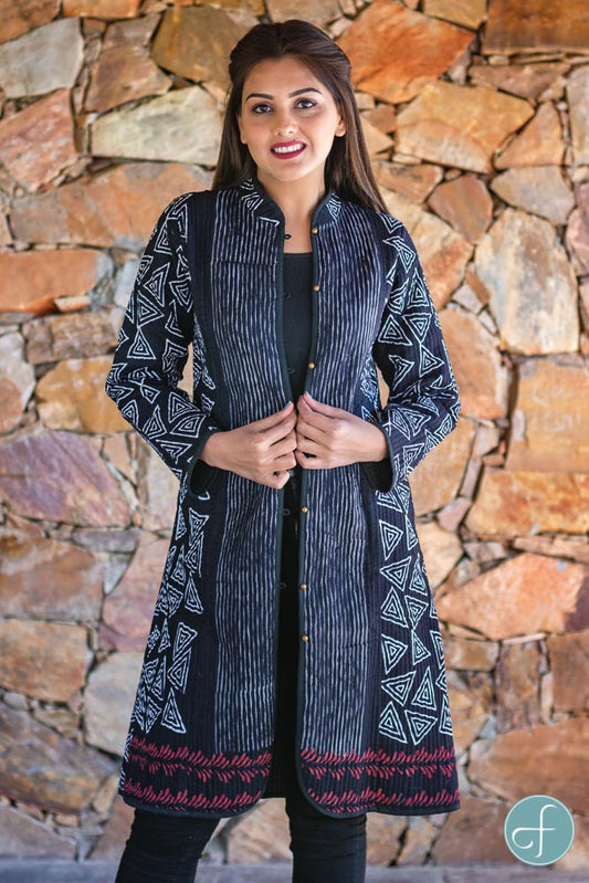 Black White Block Printed Reversible Cotton Quilted Coat- NVQJ261