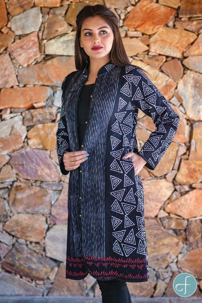 Black White Block Printed Reversible Cotton Quilted Coat- NVQJ261