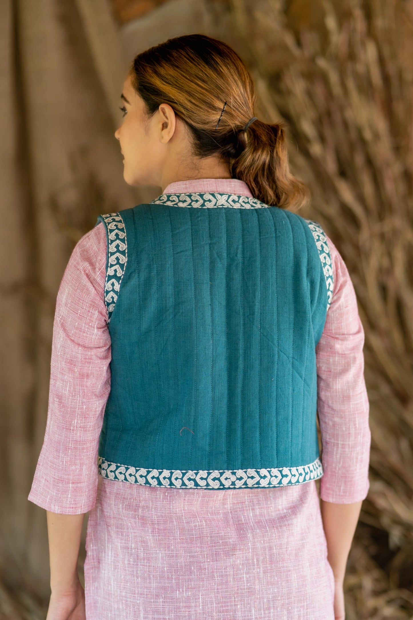 Teal Green Embroidered Sleeveless Jacket- NVQJ466