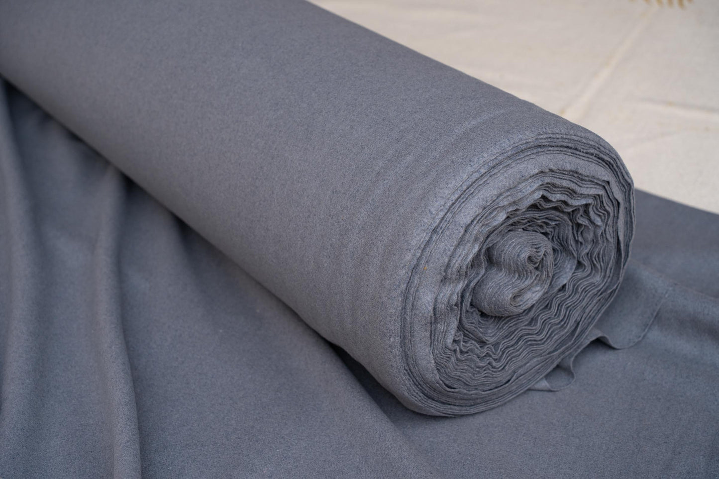 CEMENT GREY SOLID TWEED WOOL FABRIC-HF6296