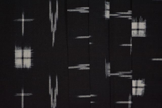 BLACK DOUBLE IKAT COTTON FABRIC -HF3845