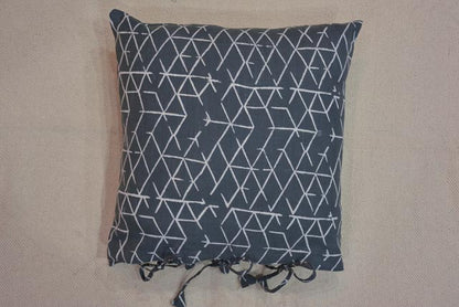 GREY & WHITE ZIG ZAG LINE BLOCK PRINT CUSHION COVER-BC31