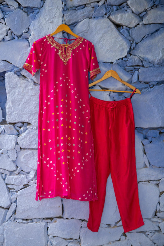 PINK BANDHEJ 2 PIECE SET-NVKS705